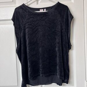 Make + Model Black Velvet Short Sleeve Top